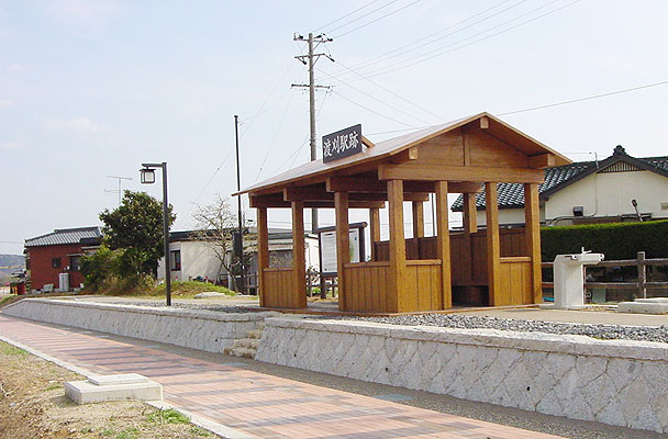 (特)駅舎風東屋