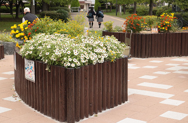 花壇工(5連土留め)