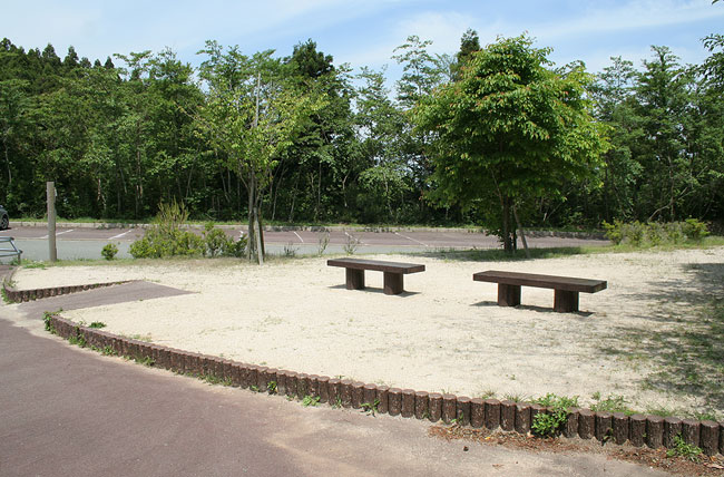 両面5連縁石・平板ベンチ1号